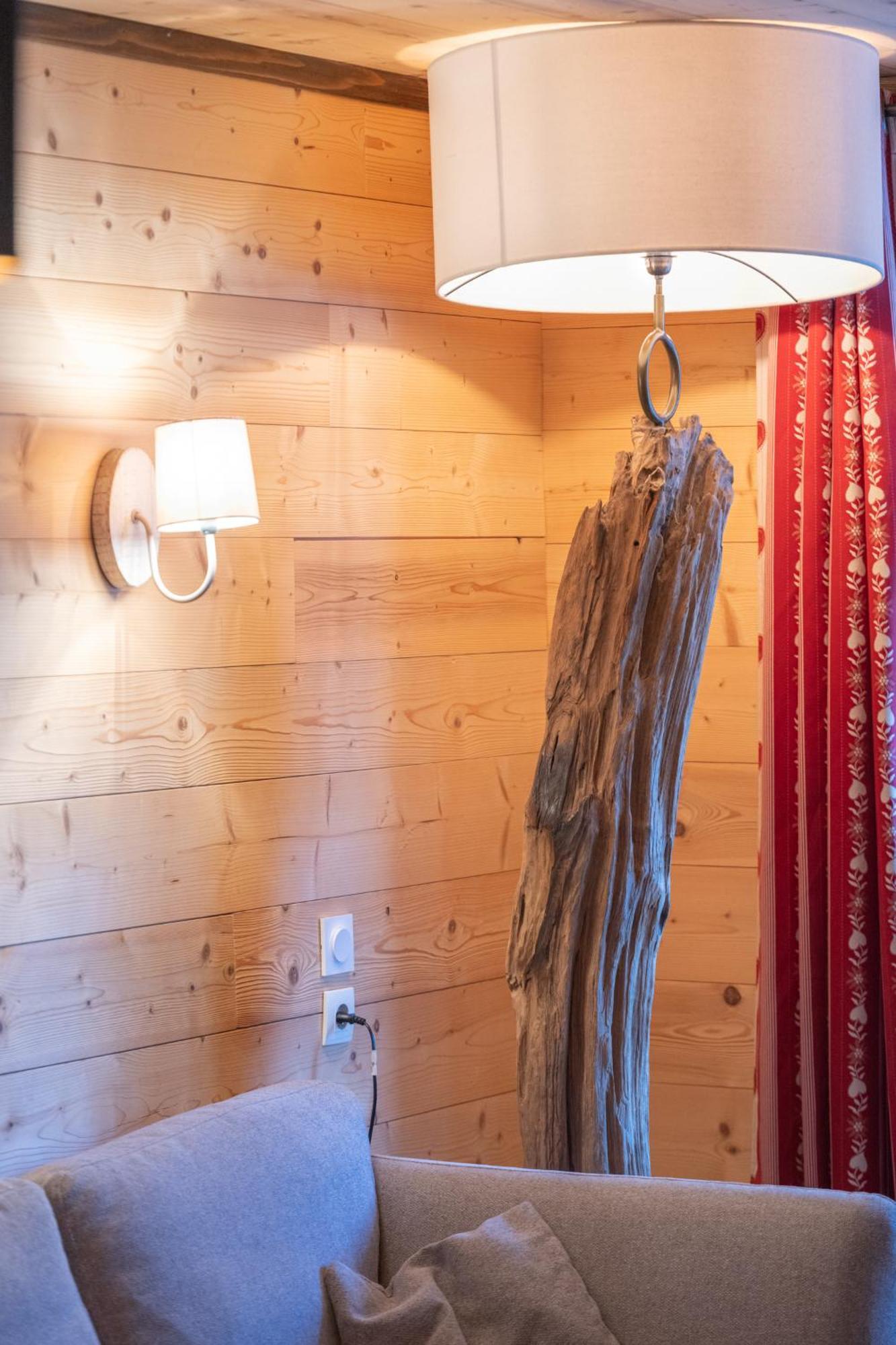 Chalet Alpe D'Huez 1850-Sea And Mountain Pleasure Avec 2 Appartements- 1 Appartement 3 Chambres 8 Couchages - 3 Salles D'Eau Et 1 Appartement 5 Chambres 12 Couchages 5 Salles D'Eau - Jacuzzi Et Sauna -Pieds Des Pistes Et Centre Alpe d'Huez Exterior foto